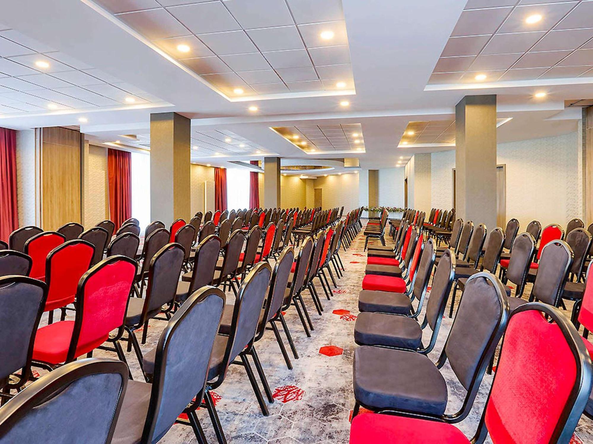 Ibis Styles Nowy Sacz 호텔 외부 사진