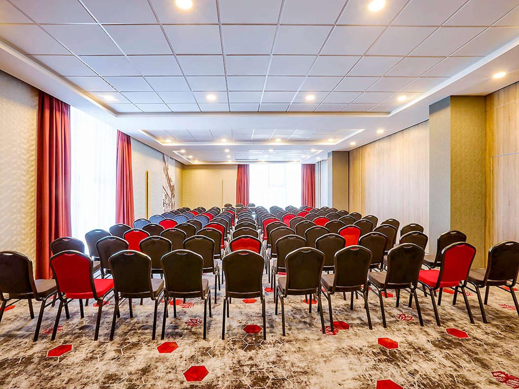 Ibis Styles Nowy Sacz 호텔 외부 사진