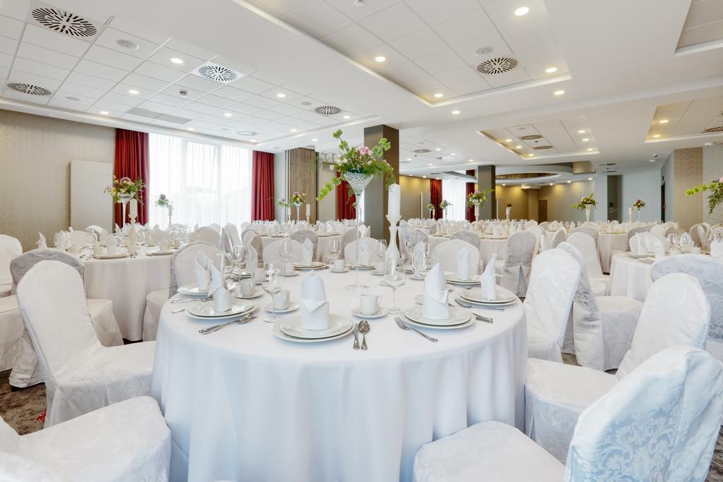Ibis Styles Nowy Sacz 호텔 외부 사진