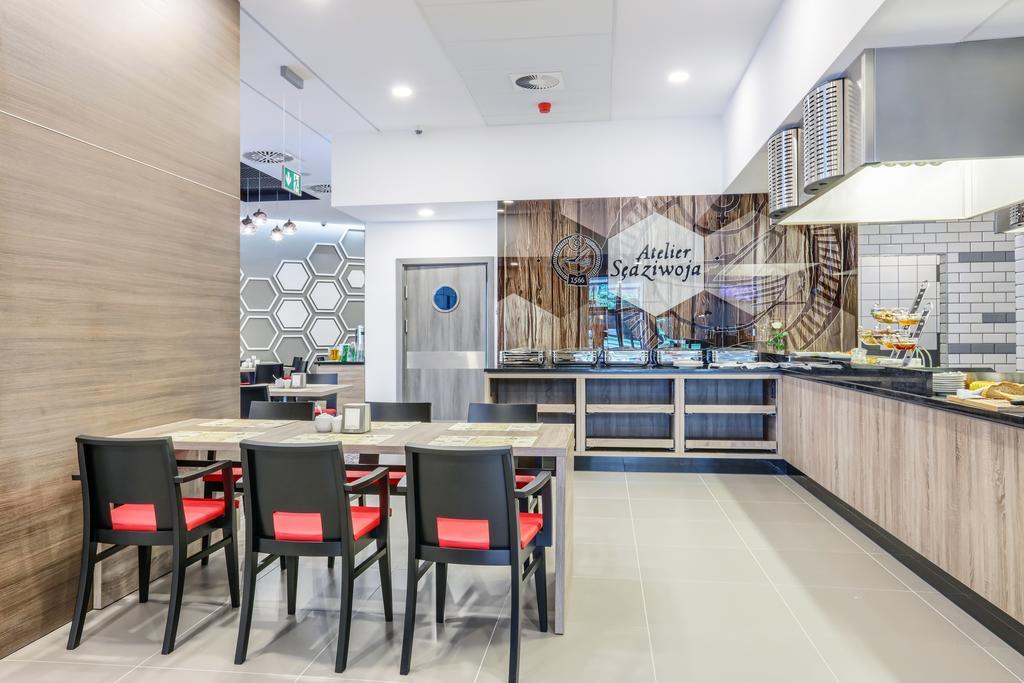 Ibis Styles Nowy Sacz 호텔 외부 사진